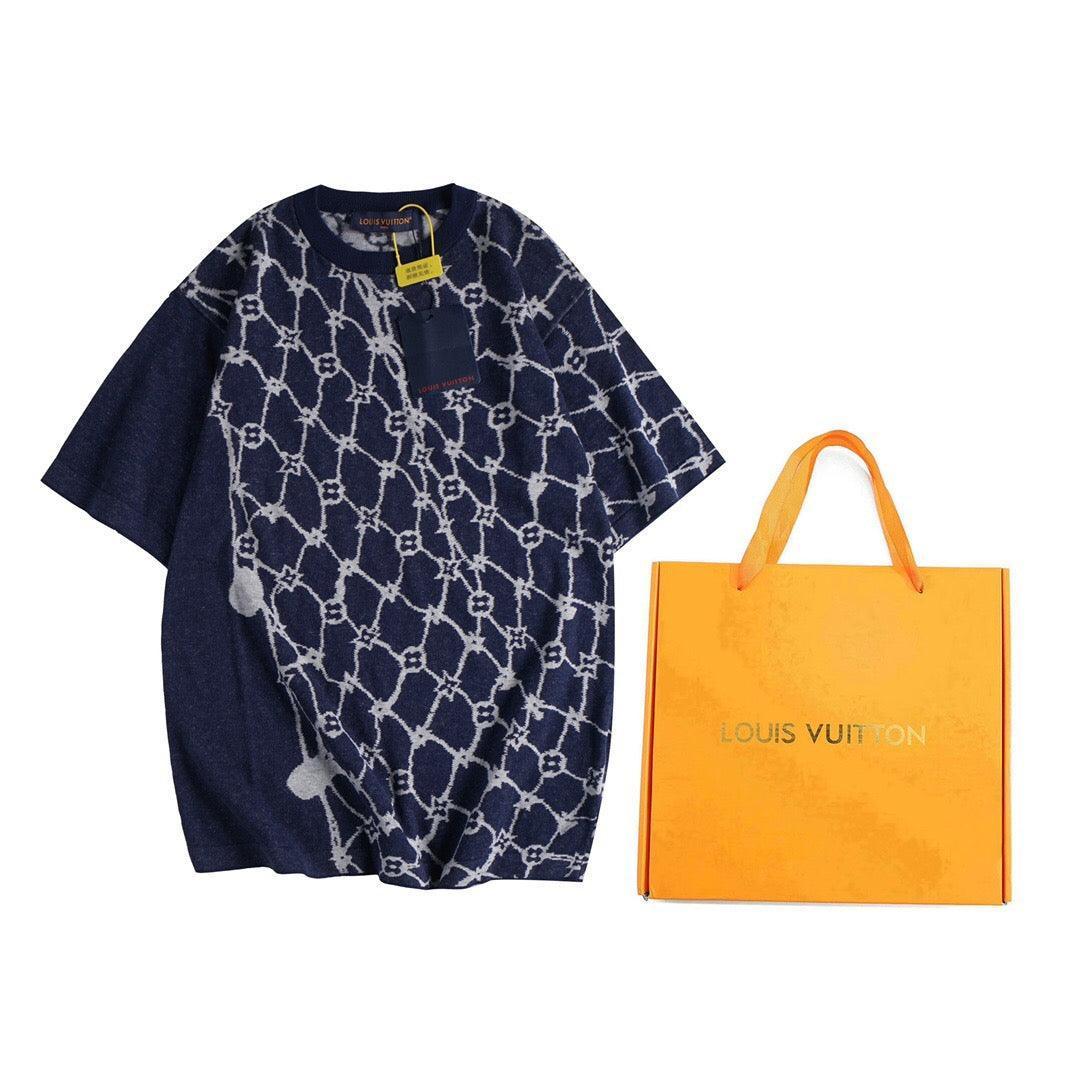 Navy blue patterned shirt with a yellow Louis Vuitton bag on a white background Louis Vuitton T-Shirt Without Collar 'Blue/White'